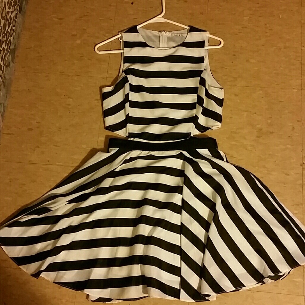 Sexy side cut out Dress