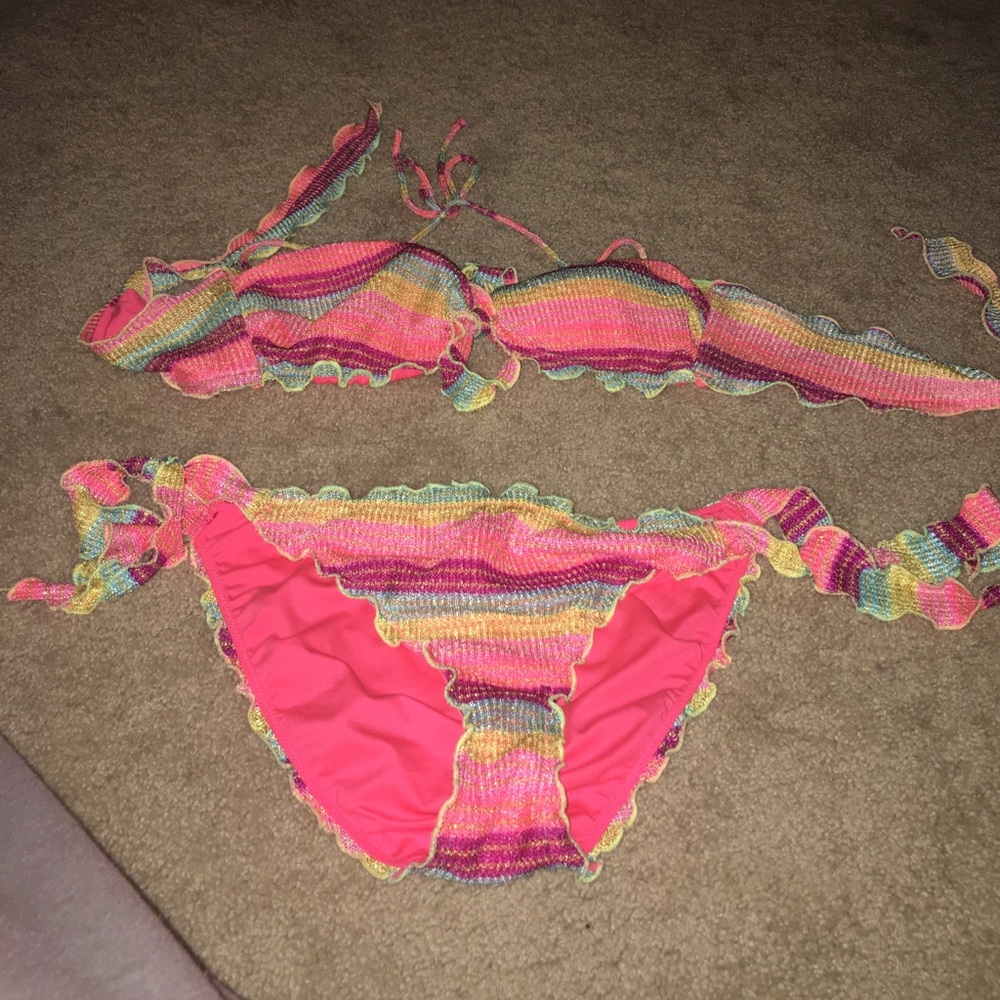 VS bikini
