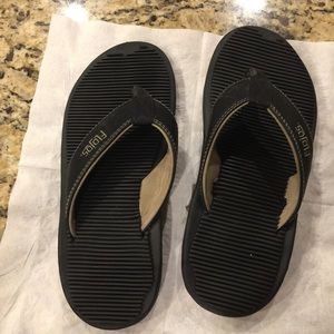 Flojos black sandals/flip fiops