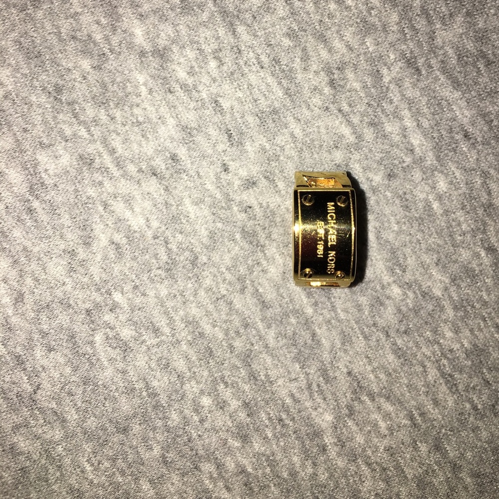 Michael Kors ring