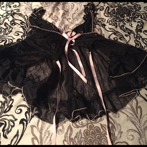 Victoria secret nighty top. NWOT - Picture 2 of 2