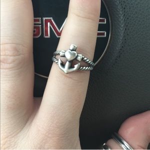 Anchor Ring