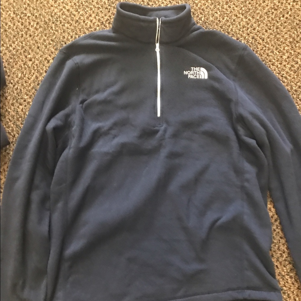 SOLD Men's north face navy zip up jacket