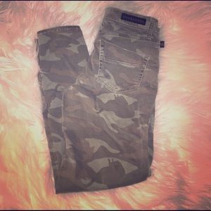 Camo jeans
