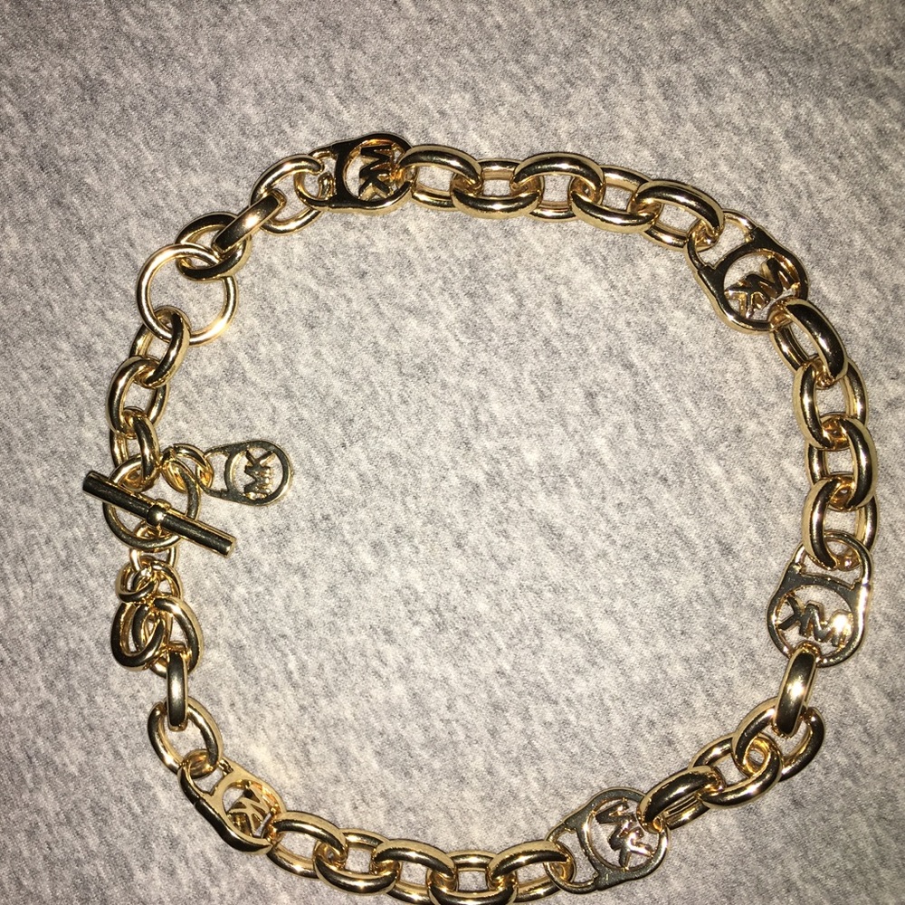 Michael Kors chain necklace