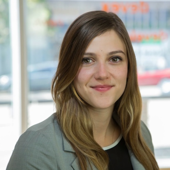 Meet your Posher, Lizzie - Picture 2 of 2