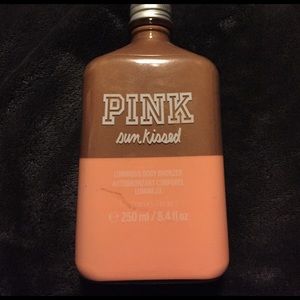 Body bronzer by pink