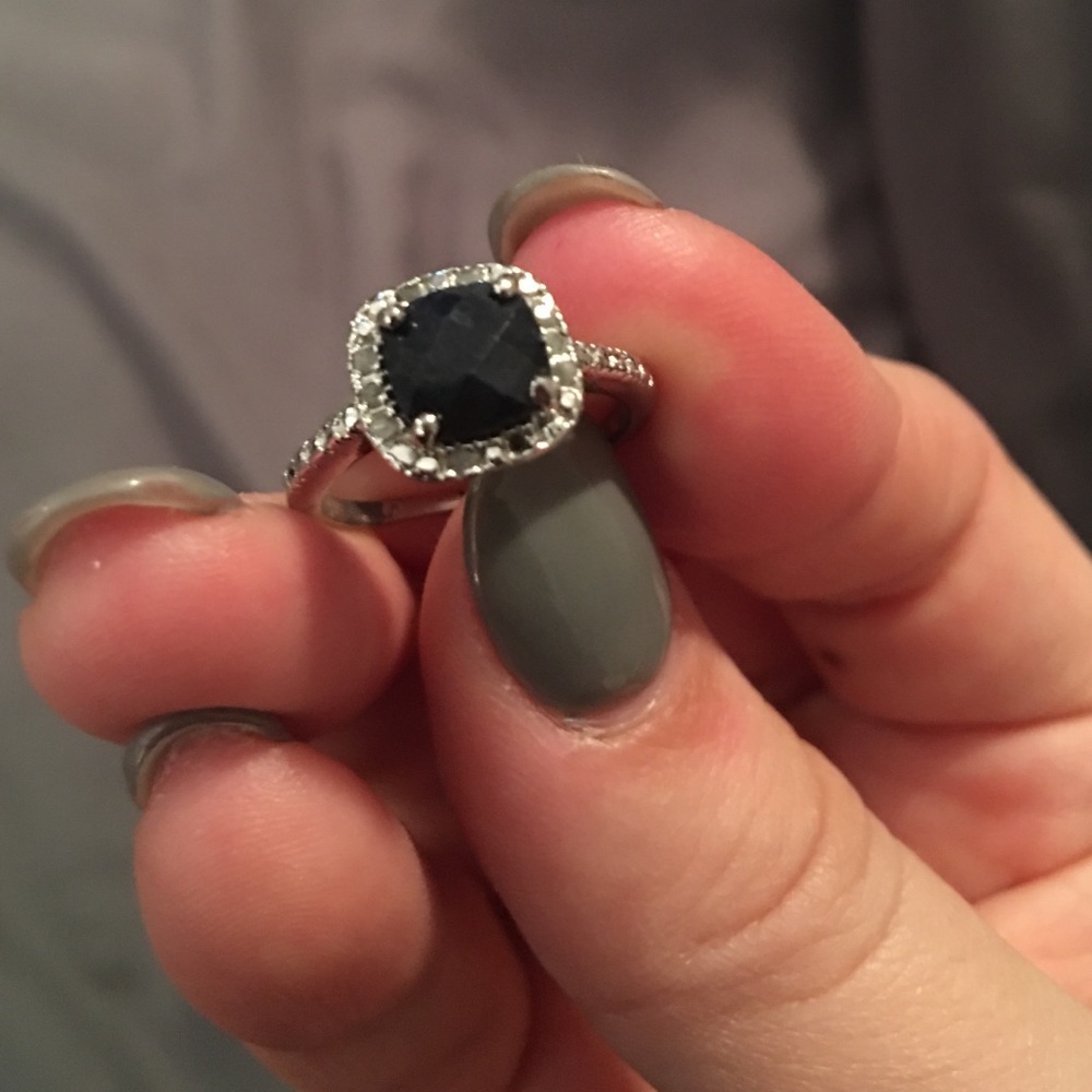 Ring! - Picture 2 of 2
