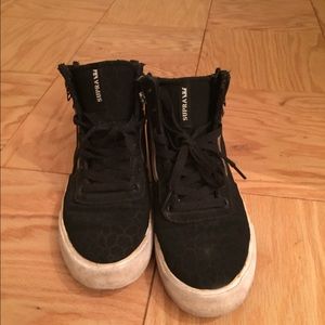 Supra hightops with zipper