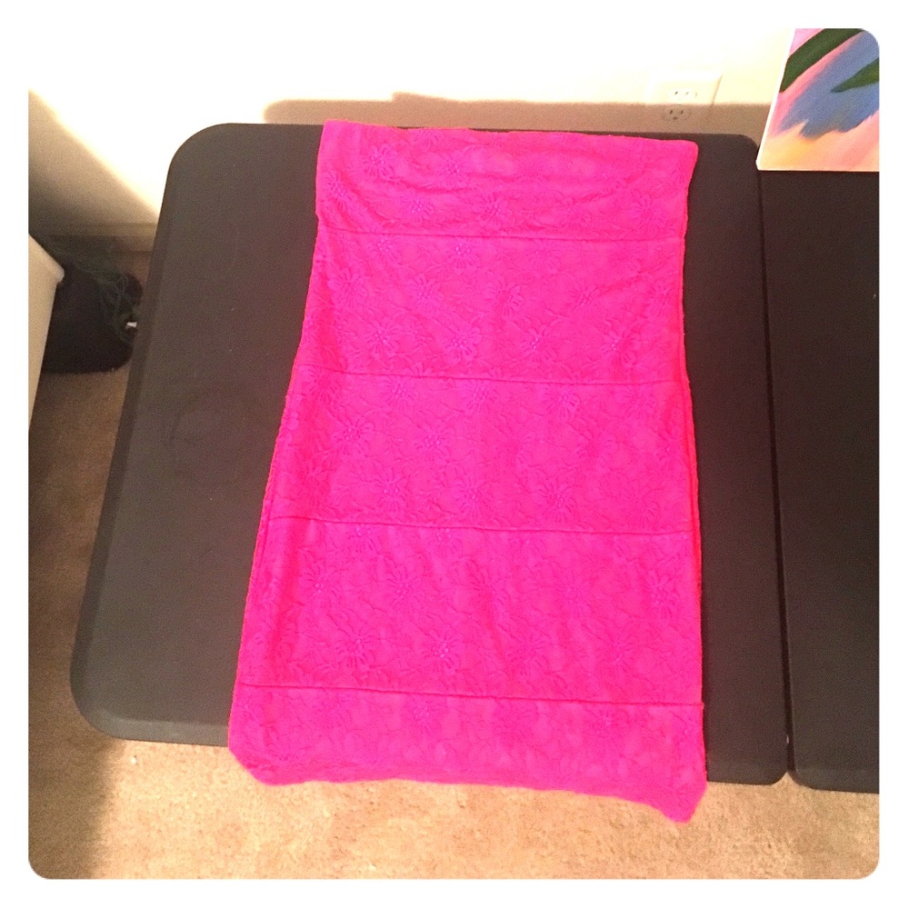 Pink strapless dress