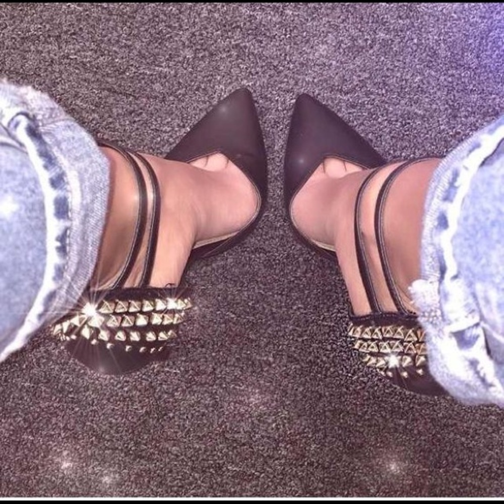 👠Forever 21 spike stud high heels👠