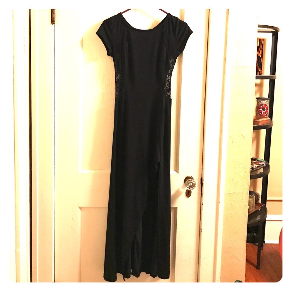 Long black dress w/ sheer lace back & side panels