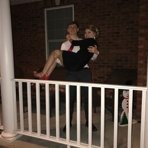 Meet your Posher, Carson