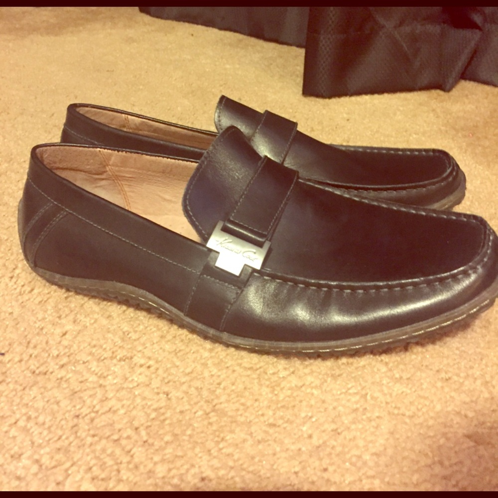 Never worn! Bran new without tags.