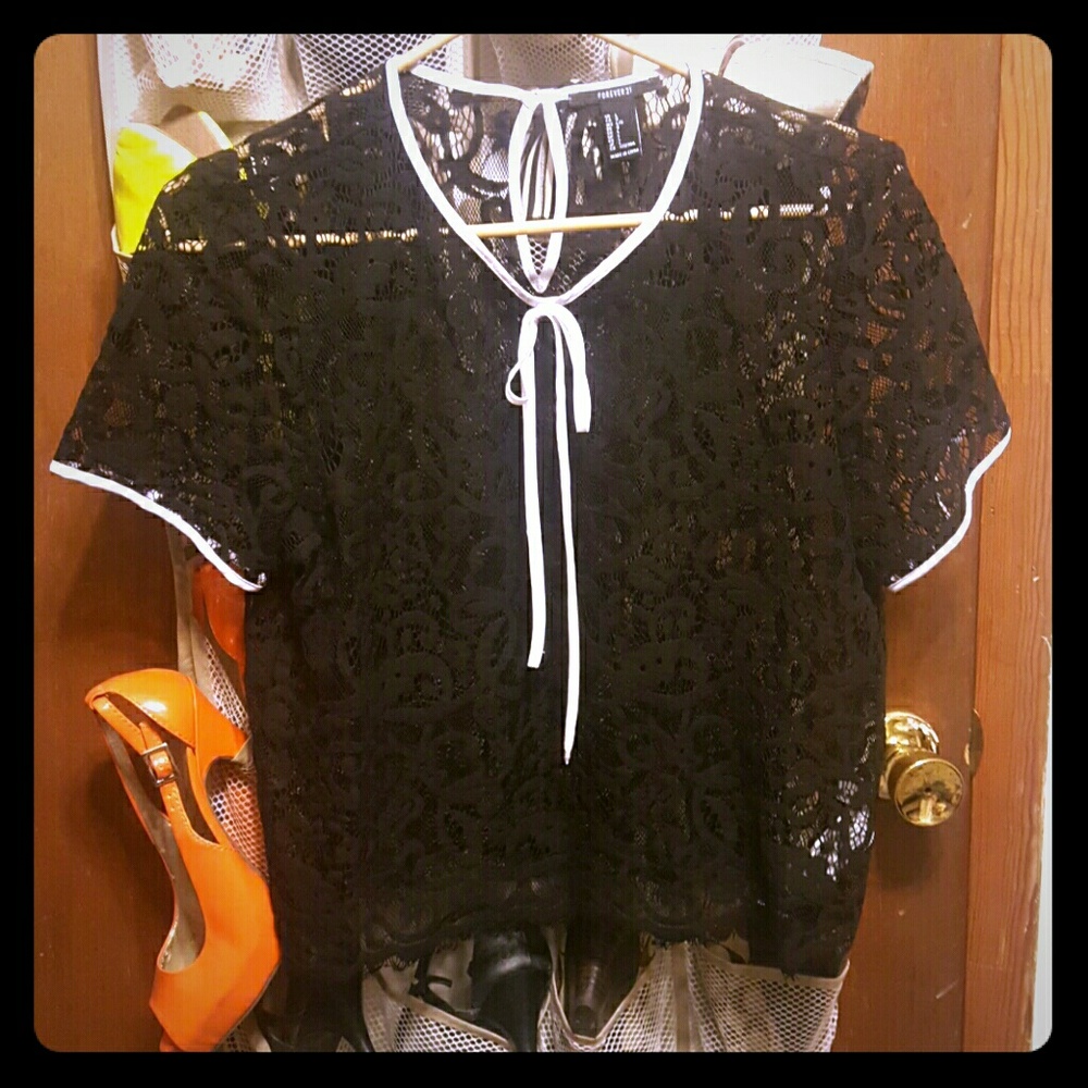F21 lace crop top