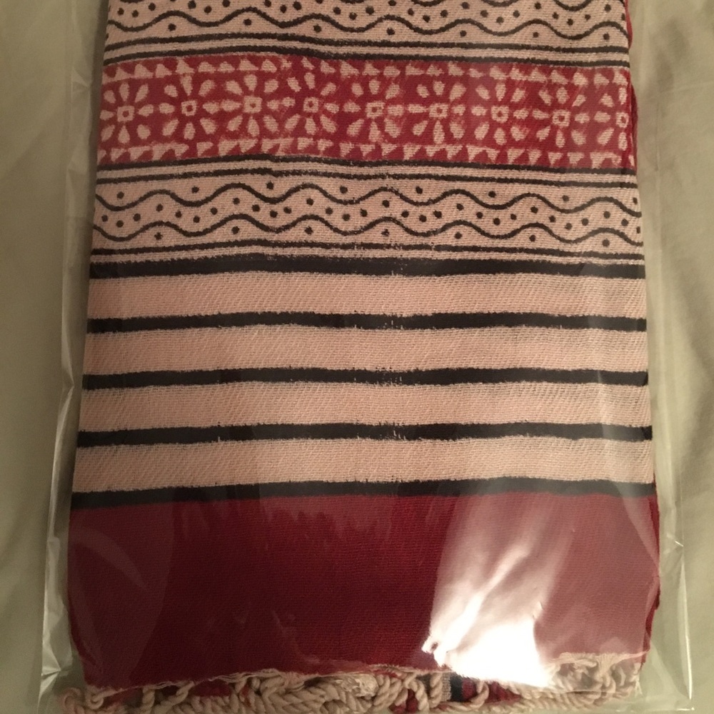 Clearance! Hand-Made Tassle Scarf