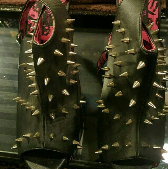 Spike Heels - Picture 1 of 2