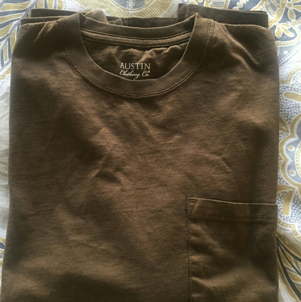 $10 T-shirt  Brown Longsleeve size m