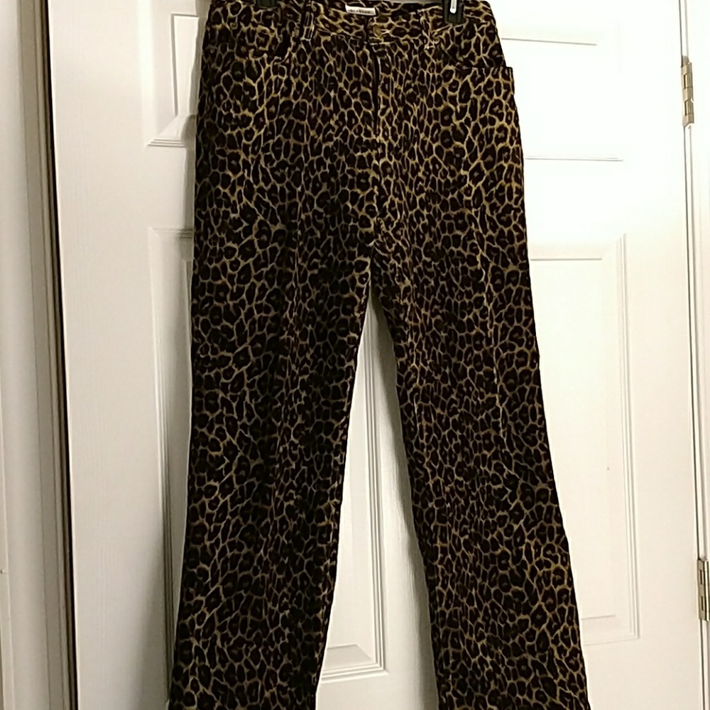 Jones New York Leopard print jeans