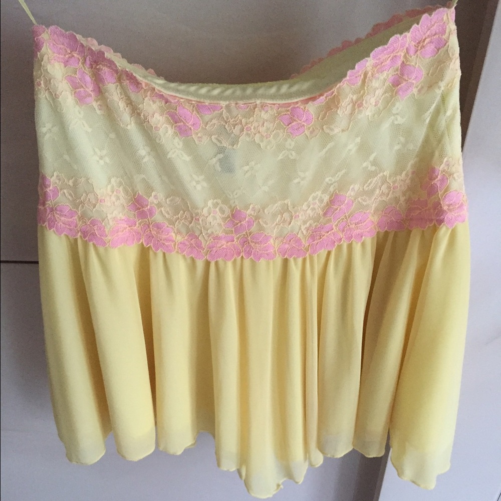 Flowy Yellow Skirt