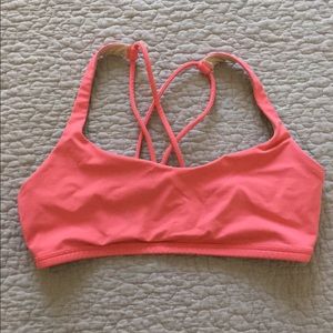 Sz 8 pink EUC Lululemon Free to Be bra