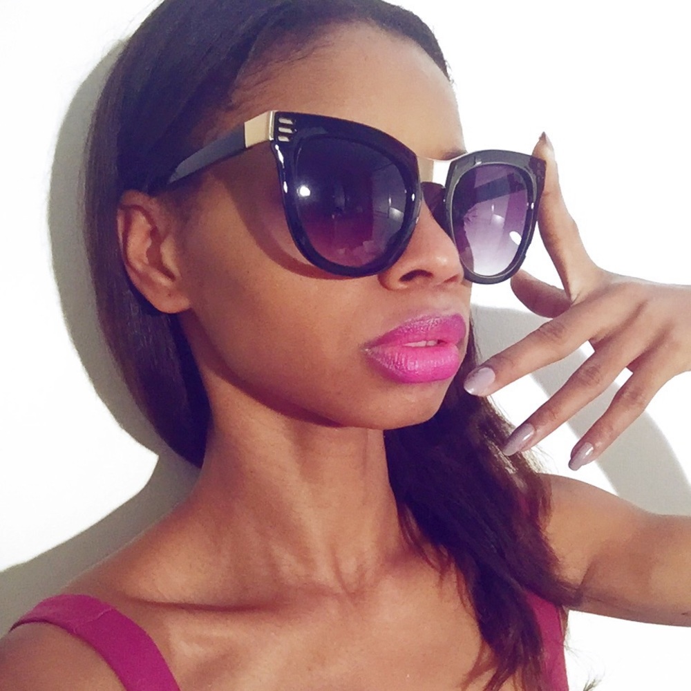 Marbelized Cat-eye Sunglasses