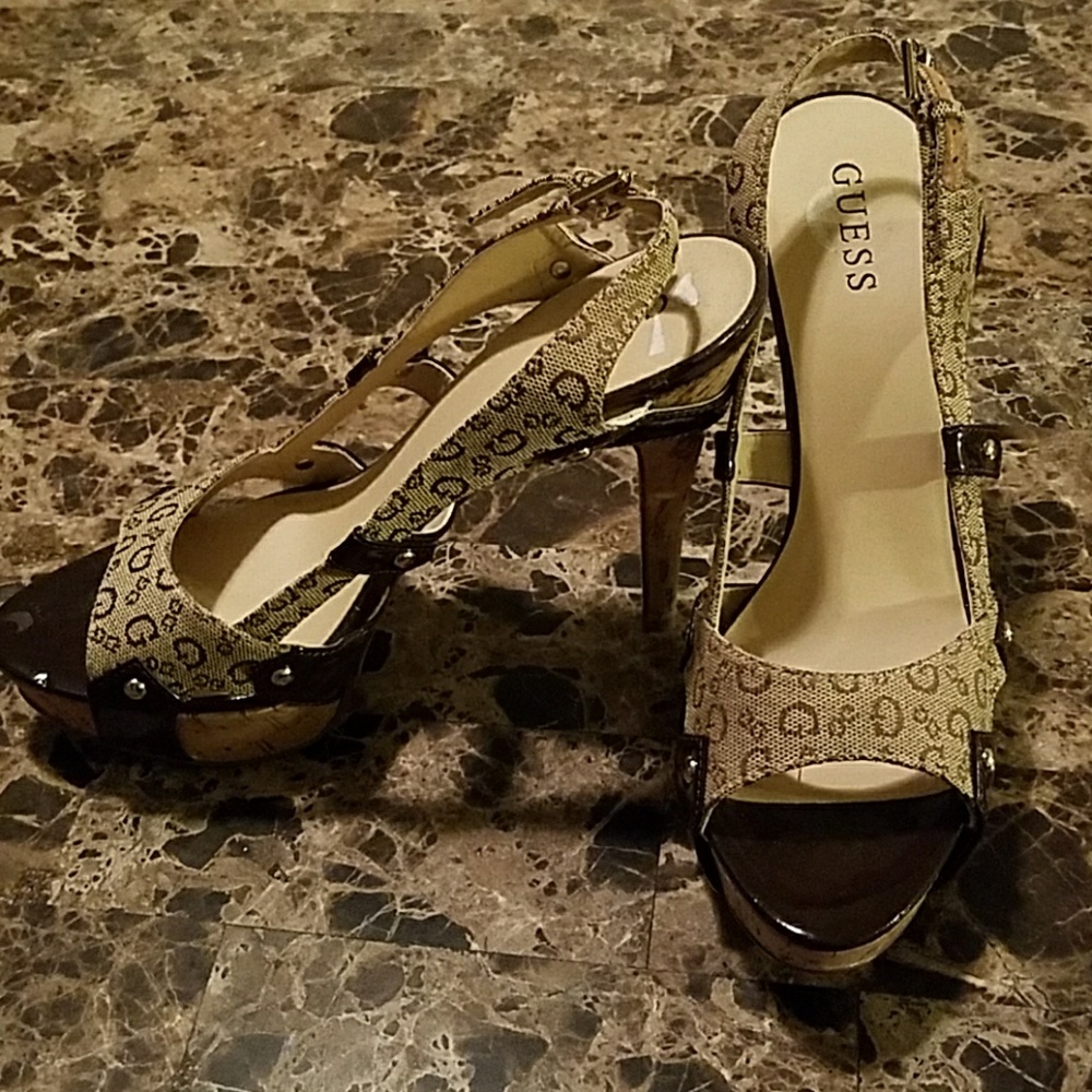 Shoes - Picture 2 of 5