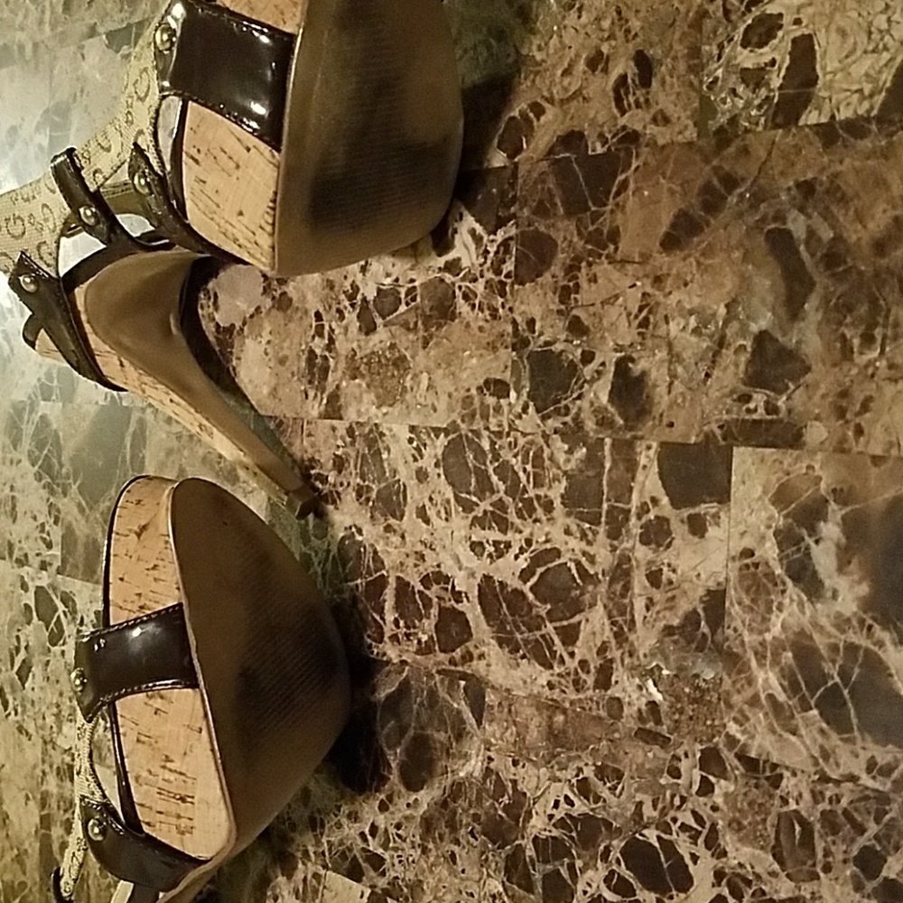 Shoes - Picture 5 of 5