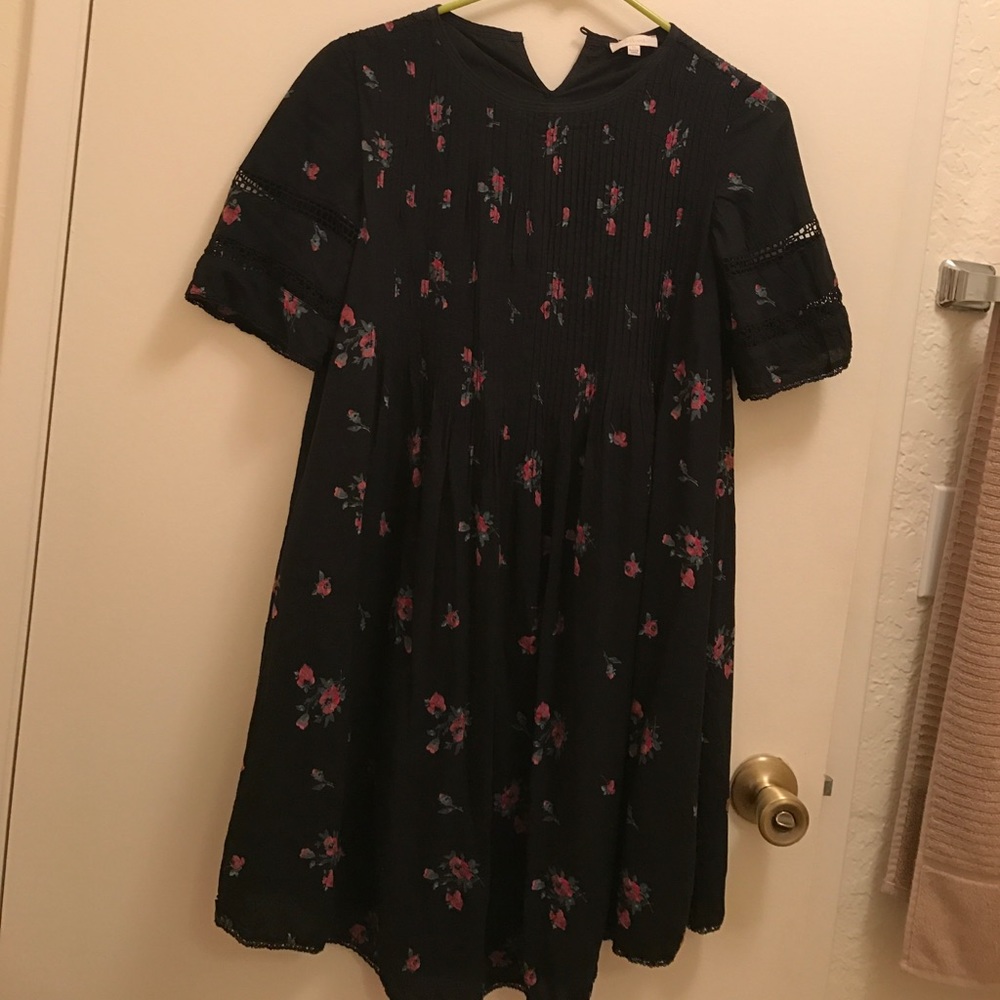 Wilfred floral swing dress with cute sleeves