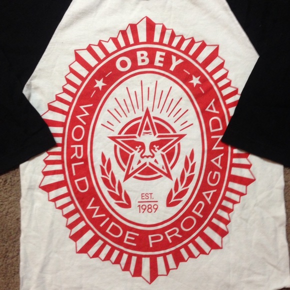 Obey Brand Half Sleeve Baseball Logo T-Shirt - Picture 2 of 4