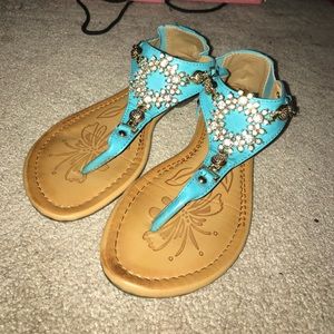 brand new designer sandals 💙