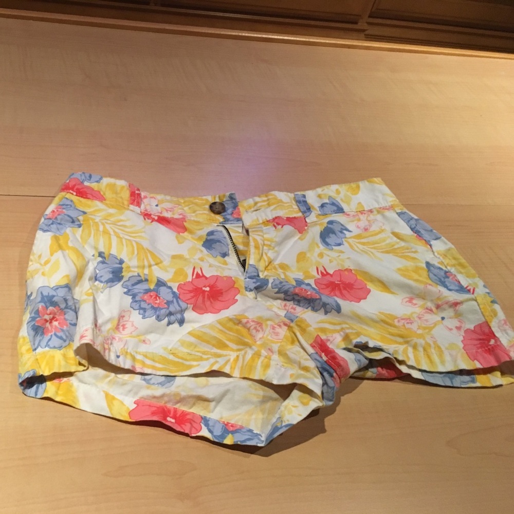 tropical print women's shorts from old navy