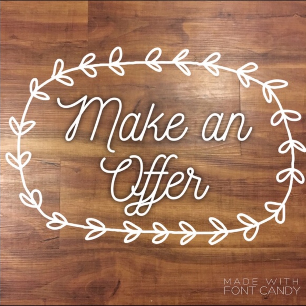 Well cared for items from my travels. Enjoy!