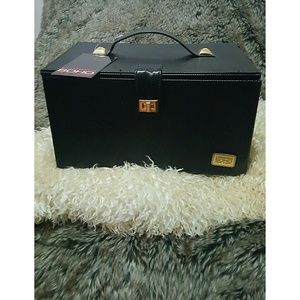 💕Beautiful Beauty Box