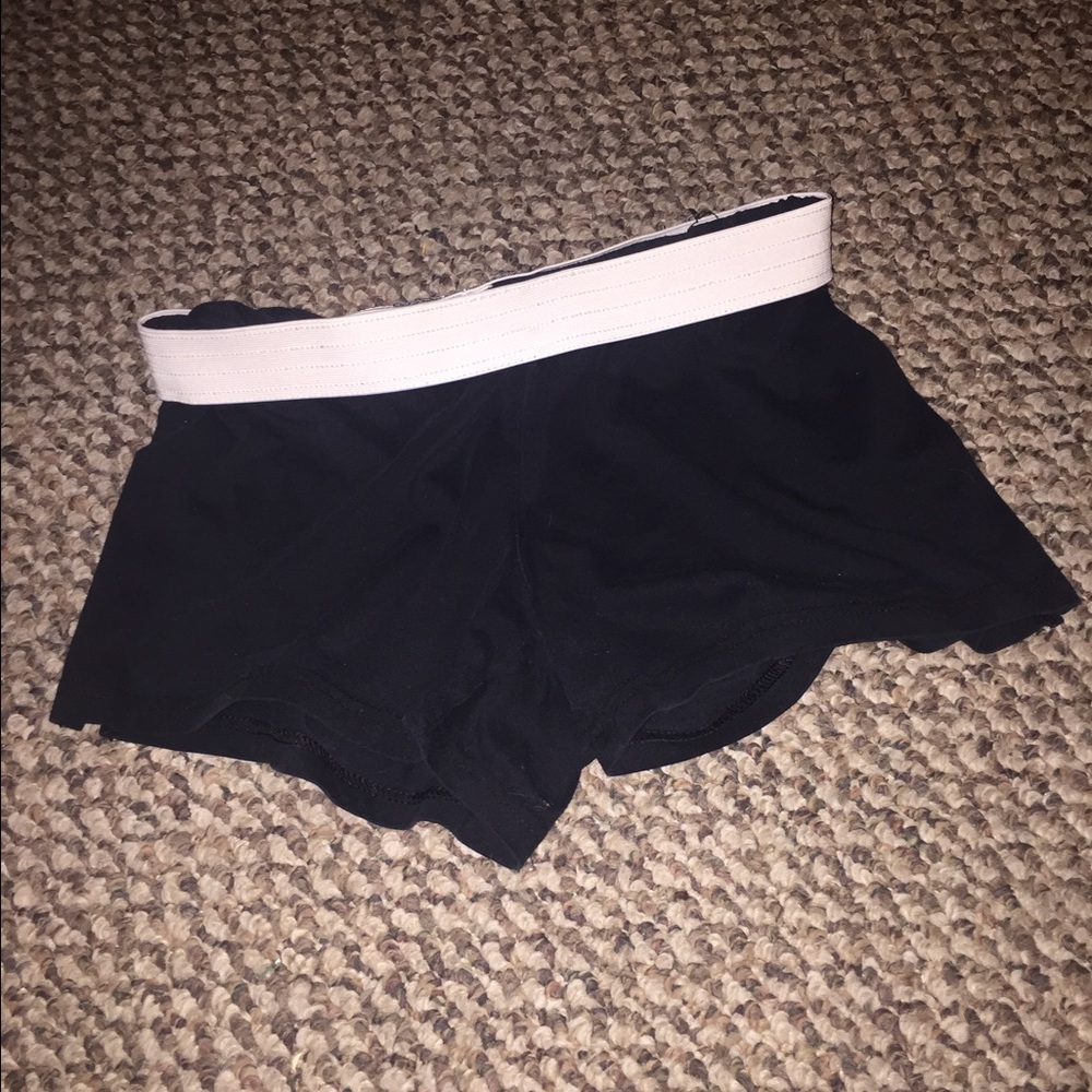 Black Nike shorts