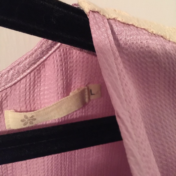 Lilac Faux Collar Button Back Top - Picture 3 of 3