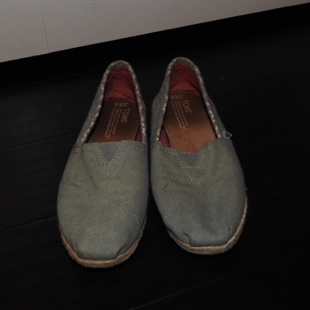 Toms with cool designs