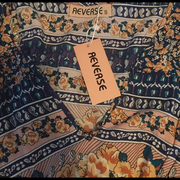 Peach flow Dress - Picture 3 of 3