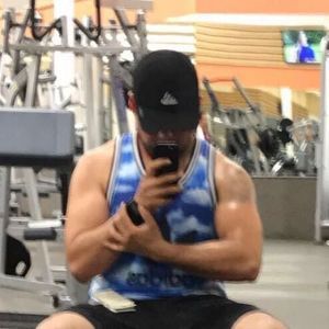 Meet your Posher, Luis