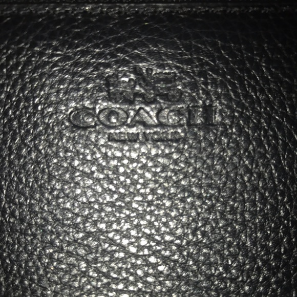 Coach wristlet - Picture 2 of 3