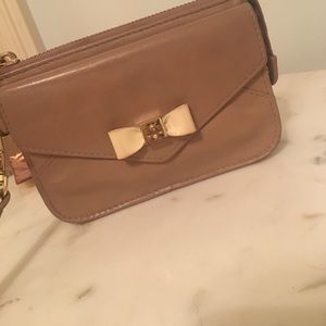 Tory Burch wallet wristlet