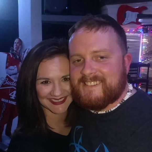 Meet your Posher, Danielle - Picture 1 of 1