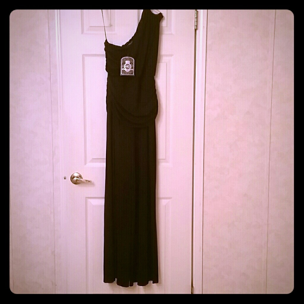 Black One-Shoulder Jumpsuit.
