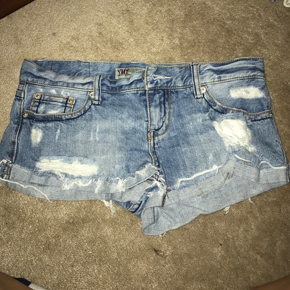 denim shorts!
