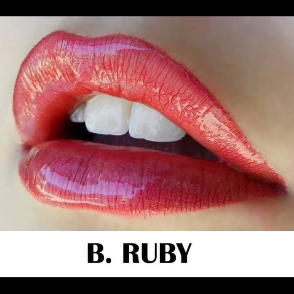 B Ruby LipSense