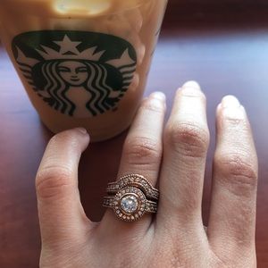 Rose Gold Halo Wedding Ring Set