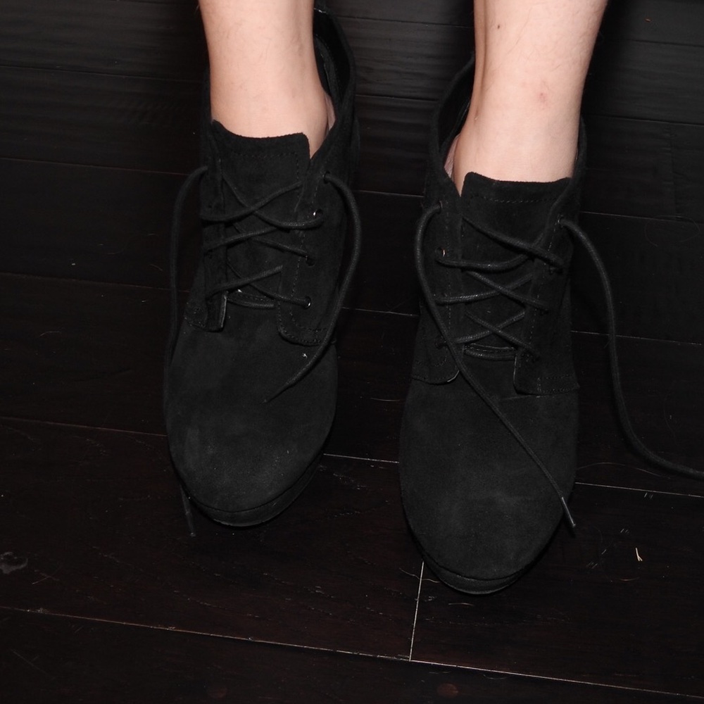 Jessica Simpson dressy black wedges