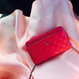 Meet your Posher, Etolie