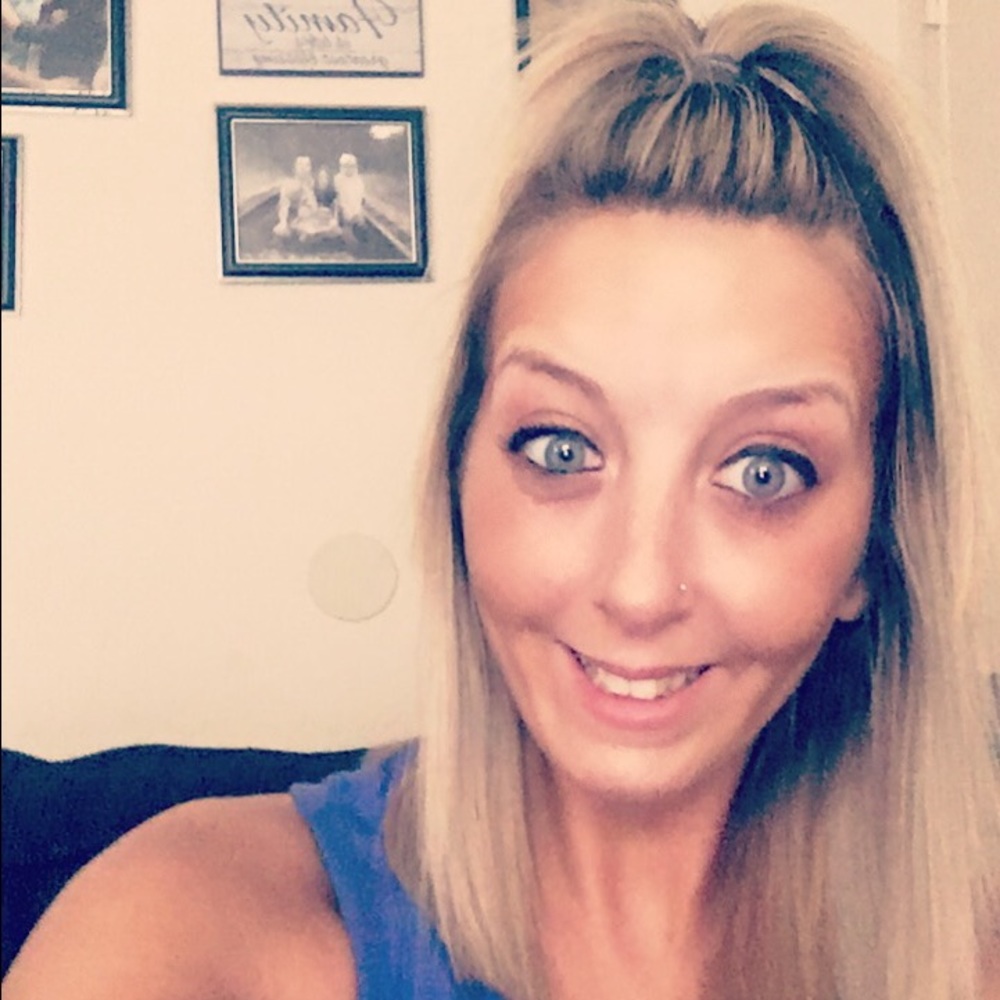 Meet your Posher, Brittany