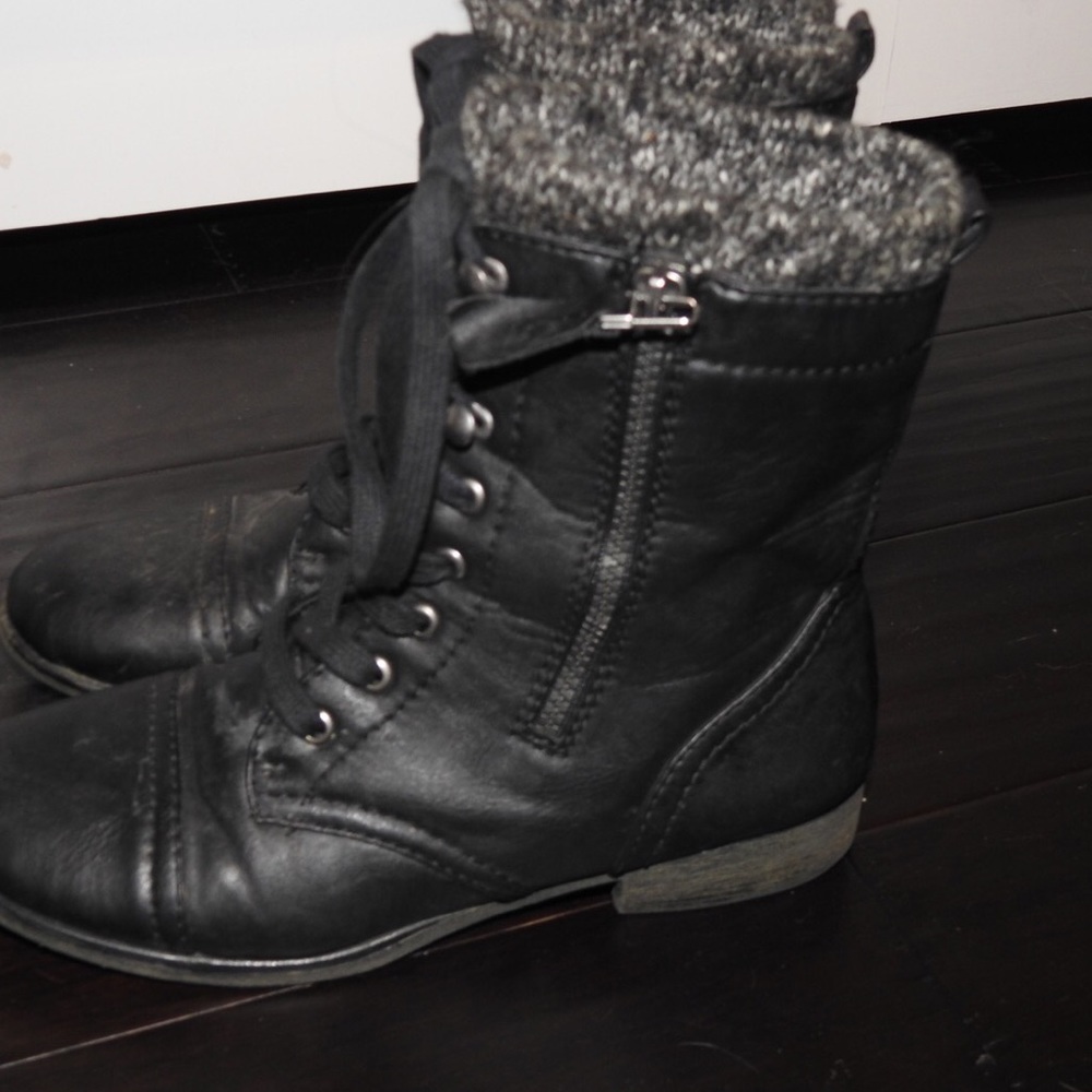 Black Boots